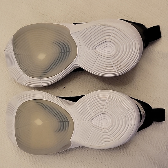 NWOT Nike men's Zoom Rize Team sneakers size 7 - Picture 5 of 5